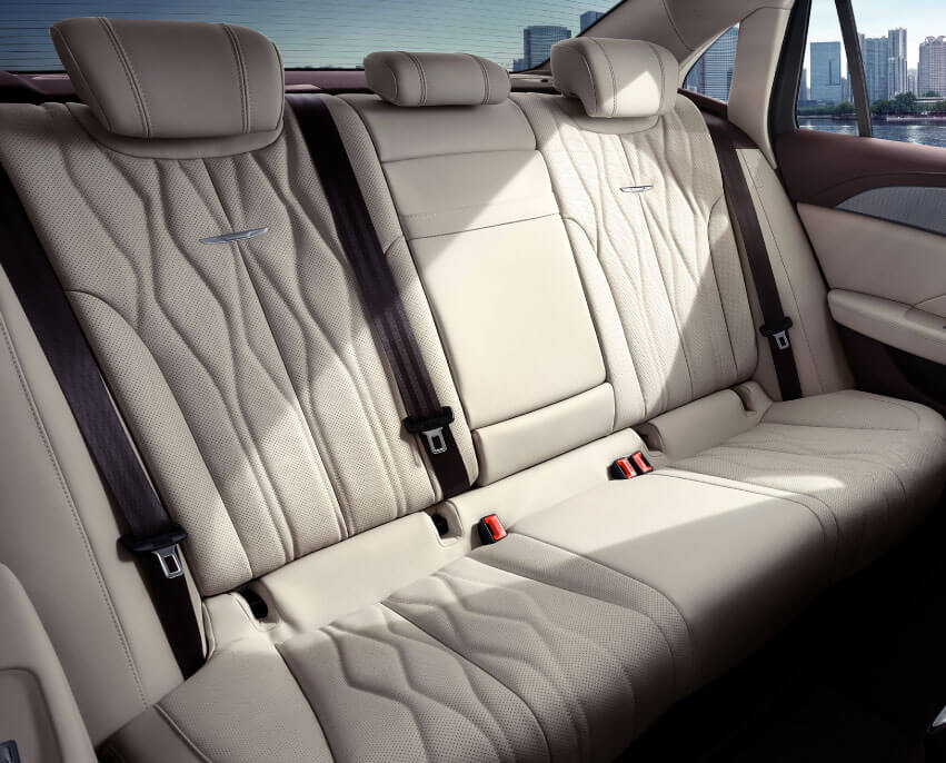 HONGQI H5 — Interior details 6